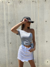 Cargar imagen en el visor de la galería, Crop Top Umbria
